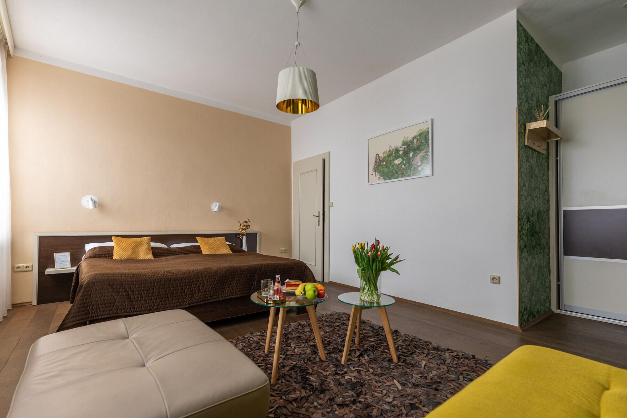 Hotel Peregrin Cesky Krumlov Luaran gambar
