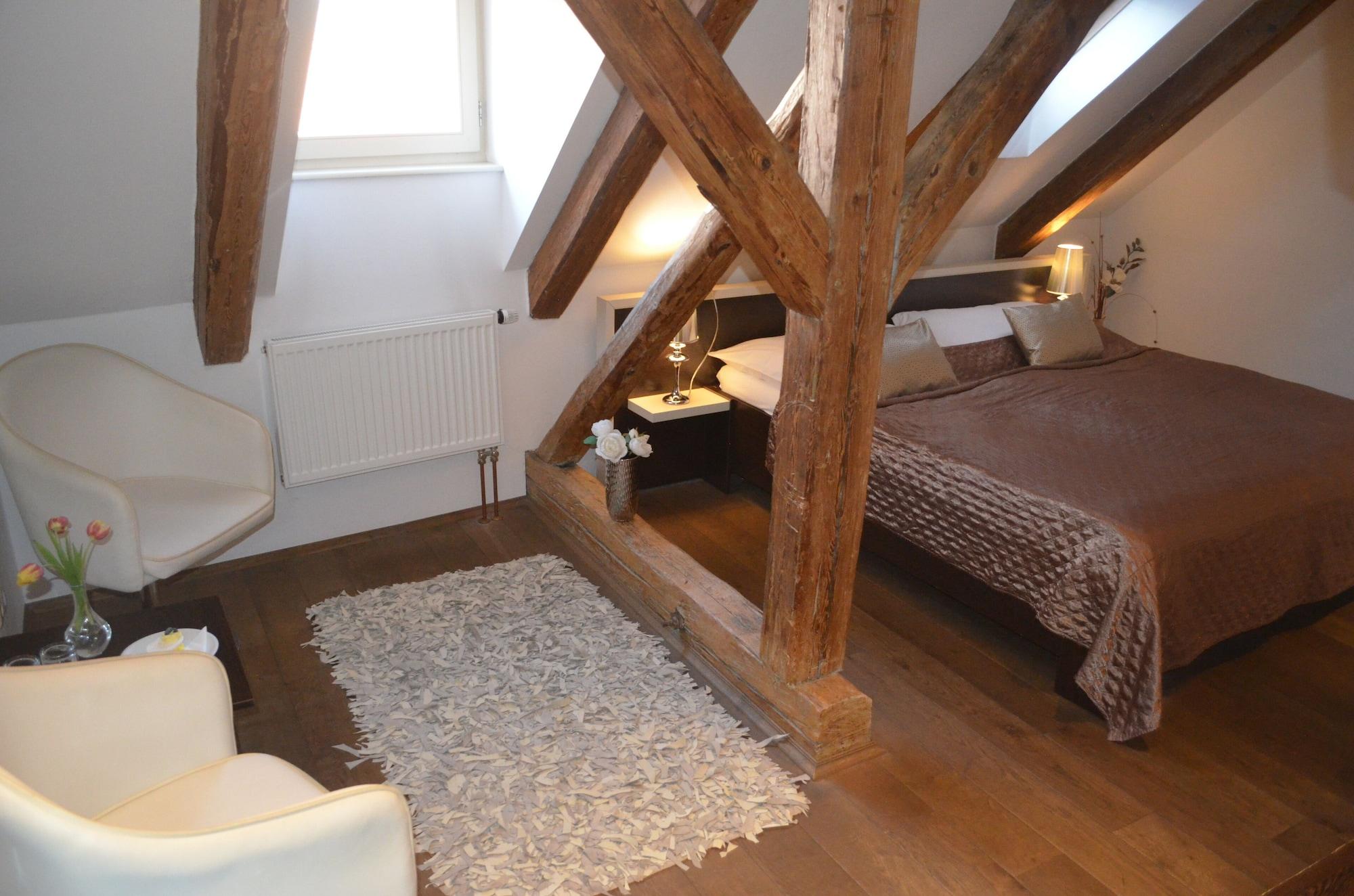 Hotel Peregrin Cesky Krumlov Luaran gambar