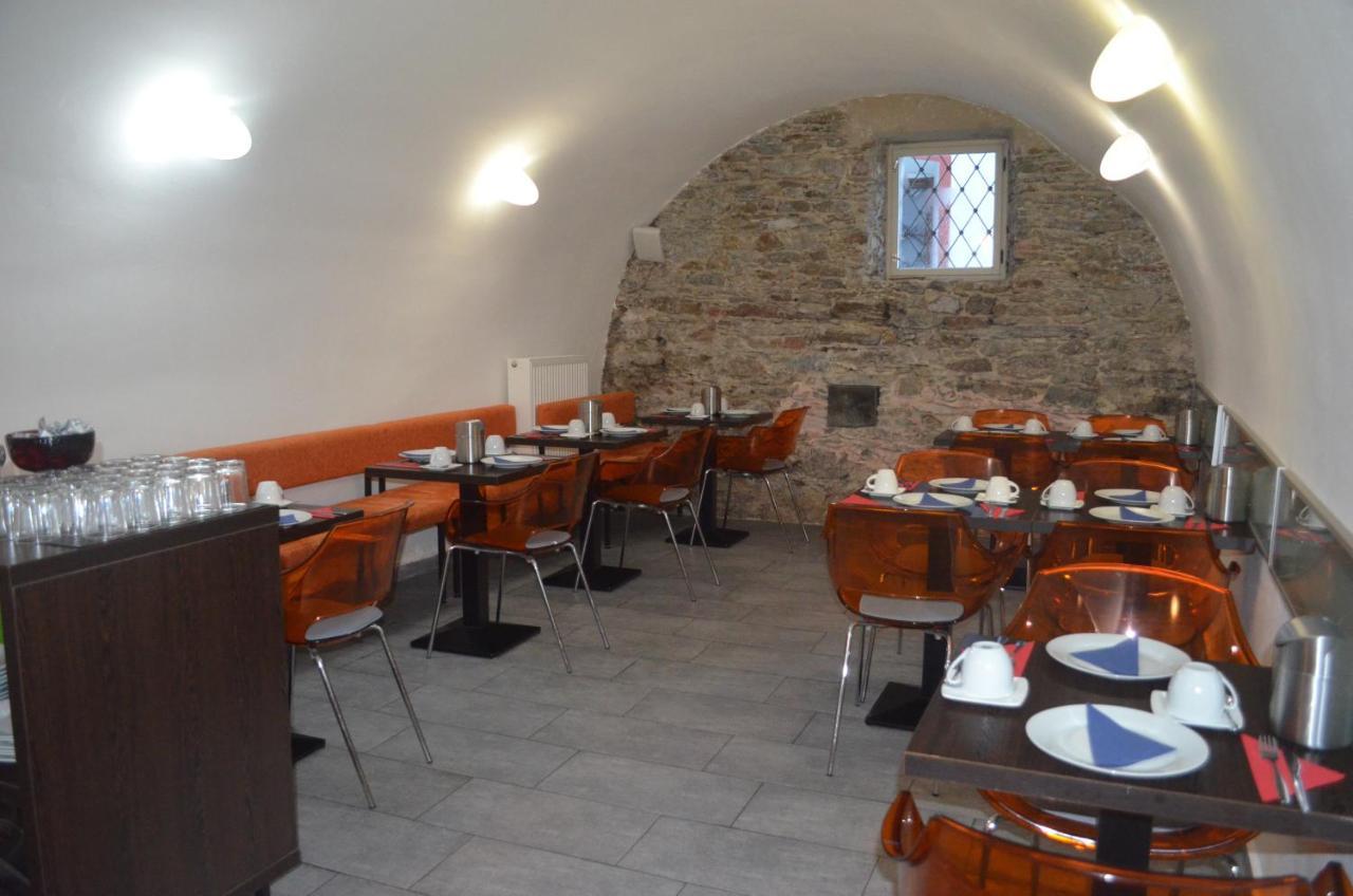 Hotel Peregrin Cesky Krumlov Luaran gambar