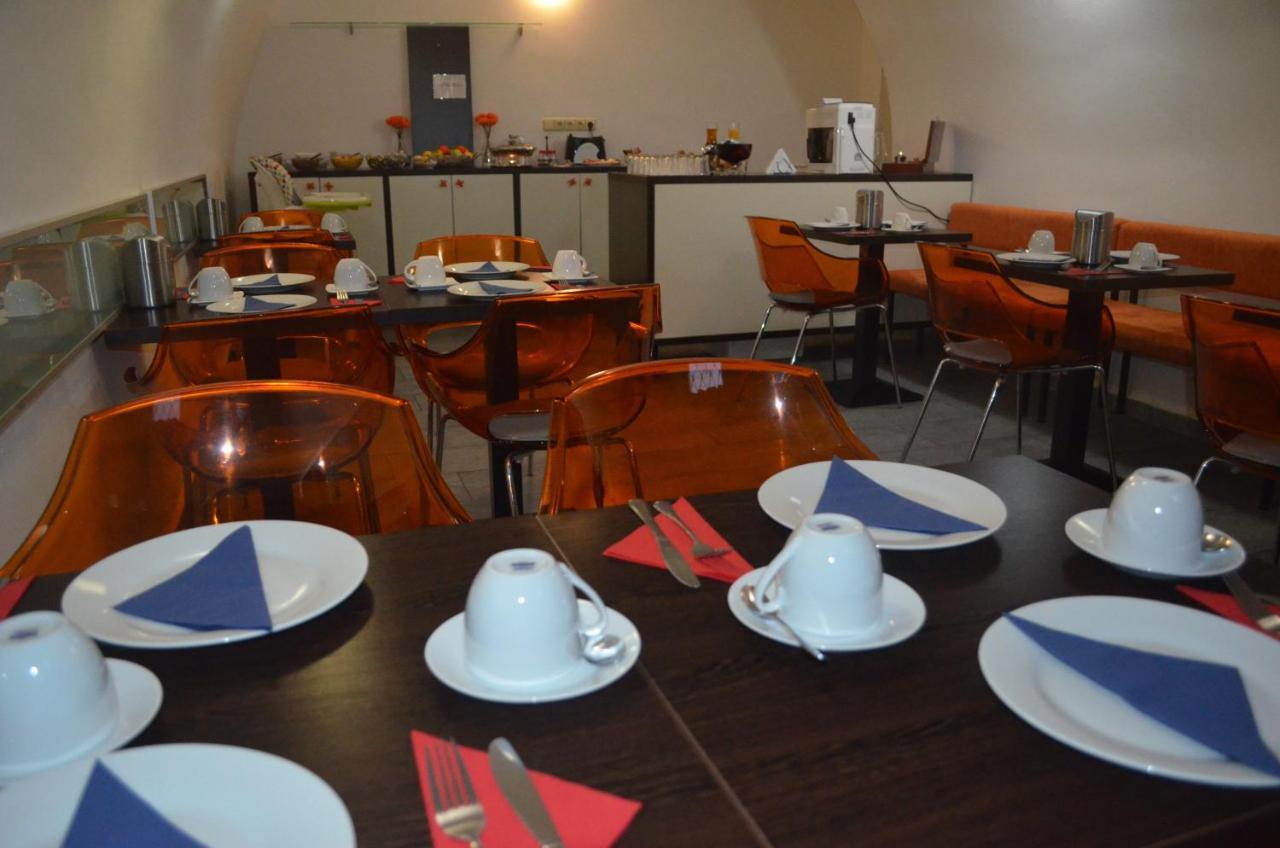 Hotel Peregrin Cesky Krumlov Luaran gambar
